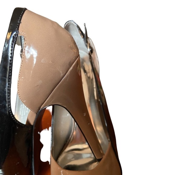 GUESS Tan and black Woman’s stilettos Size 8.5 - Picture 14 of 15